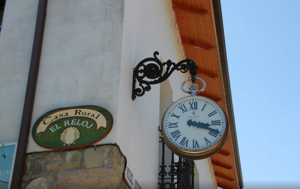 La Casa Del Reloj Pensionat Molinaseca Exteriör bild