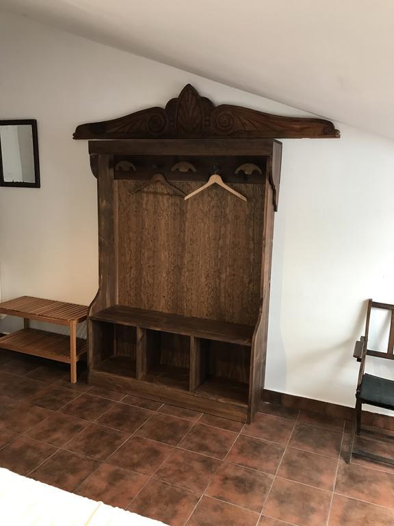 La Casa Del Reloj Pensionat Molinaseca Exteriör bild